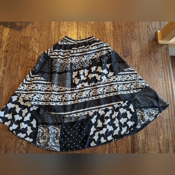 Vintage , 80s peasant maxi skirt, lined black & white patchwork, size M - Picture 7 of 7